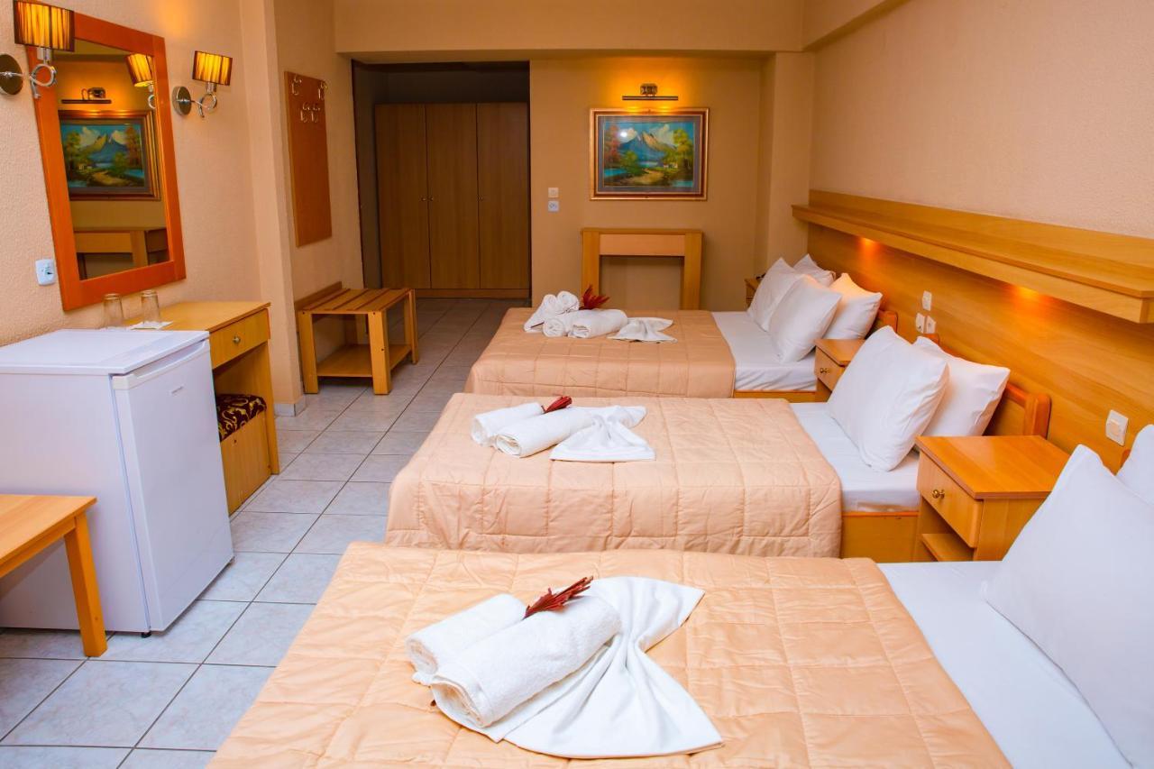 Themis Beach Paralía Екстериор снимка