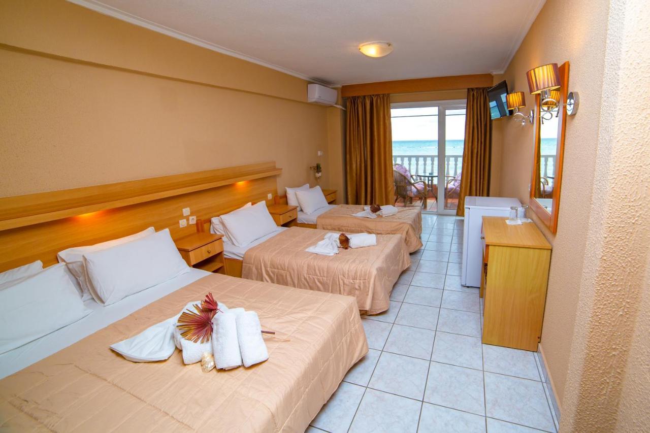 Themis Beach Paralía Екстериор снимка